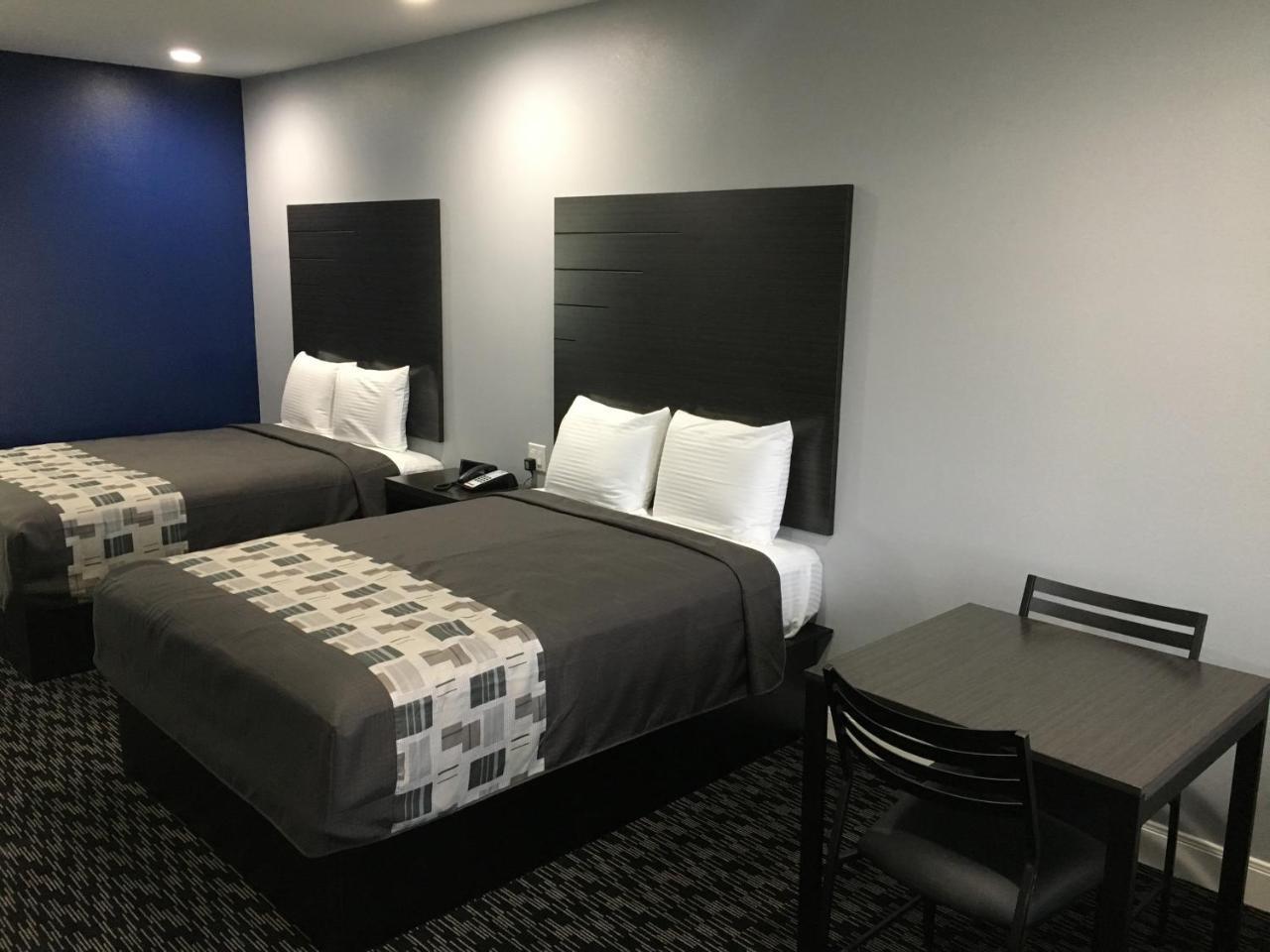 Platinum Inn And Suites Houston Esterno foto