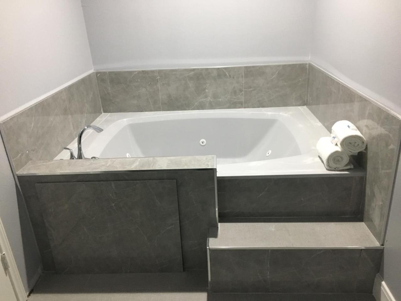 Platinum Inn And Suites Houston Esterno foto